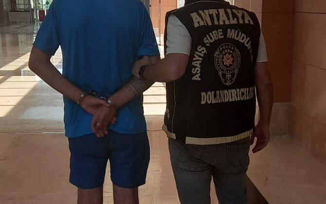 Kendini polis olarak tanıtıp 850 bin liralık vurgun yapan şahıs yakalandı