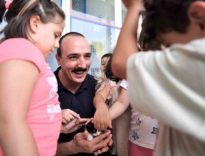Konyaaltı belediyesi hayvan barınağı, minik öğrencileri ağırladı
