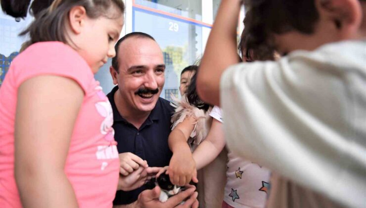Konyaaltı belediyesi hayvan barınağı, minik öğrencileri ağırladı