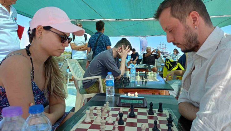 Manavgat Irmağı’nda Hızlı Satranç Turnuvası