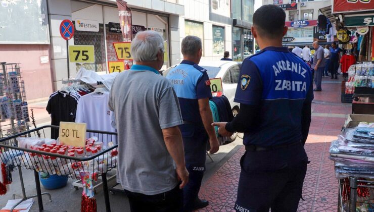 Mersin’de kaldırım işgali denetimi