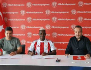 Moussa Djenepo, Antalyaspor’da