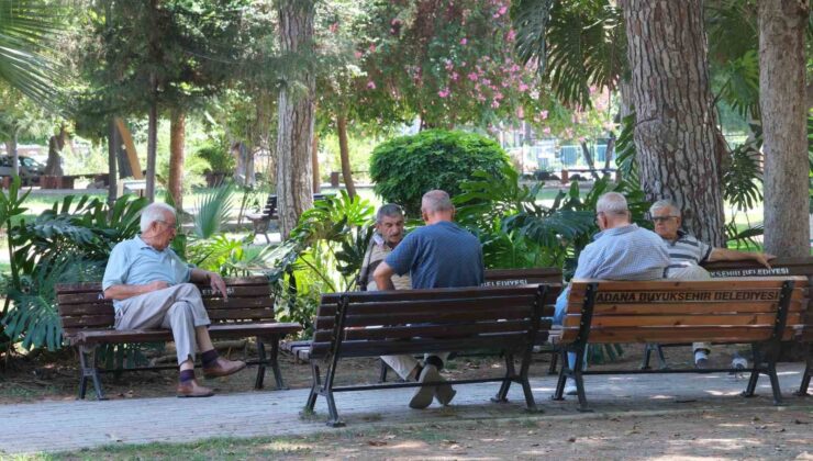 Adana’da termometreler 41 dereceyi gösterirken hissedilen sıcaklık 50 dereceyi buldu