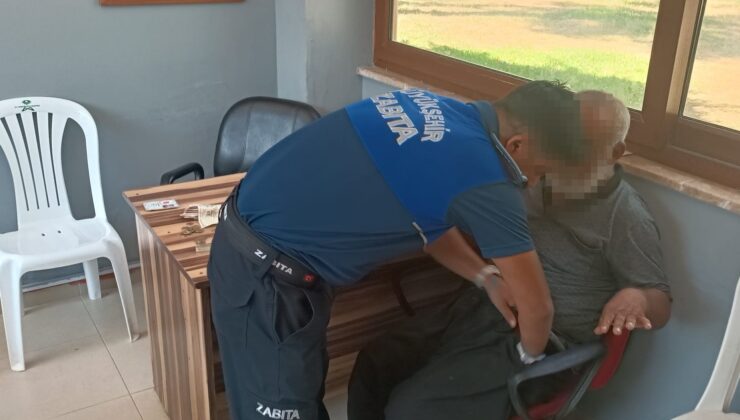 Adana’dan Tarsus’a dilenmek için taksisiyle geldi