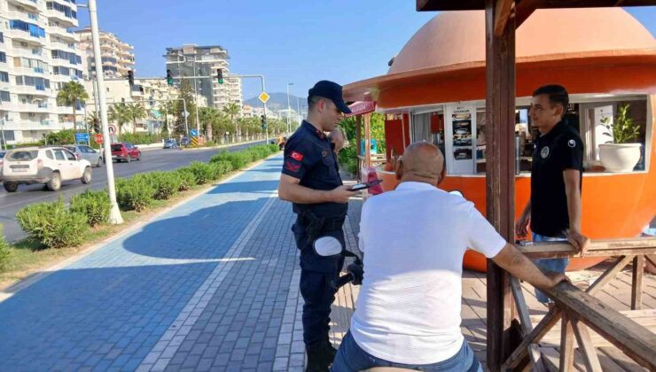 Alanya’da jandarmadan sahil şeridi ve plajlarda denetim