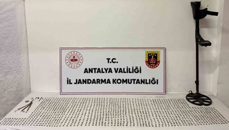 Antalya’da tarihi eser kaçakçılığına jandarma engeli