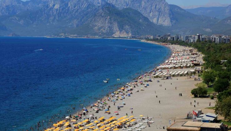 Antalya’da termometreler 40 dereceyi gösterdi