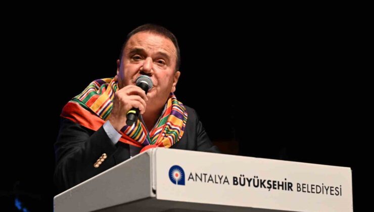 Antalyalılar Gömbe şenliğinde buluştu