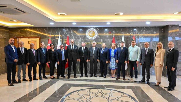 ATSO heyeti başkentte Antalya ekonomisini konuştu