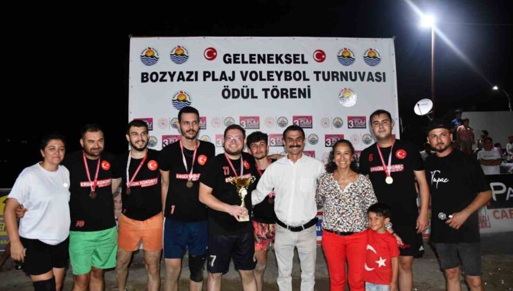 ’Bozyazı 3. Plaj Voleybolu Turnuvası’ sona erdi
