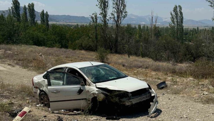 Burdur-Fethiye karayolunda kontrolden çıkan otomobil şarampole düştü: 4 yaralı