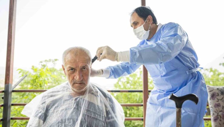 Büyükşehir Belediyesi ihtiyaç sahibi vatandaşlara el uzatmaya devam ediyor