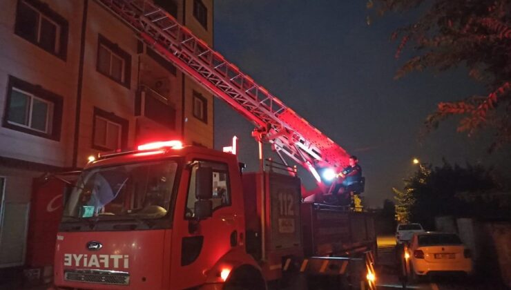 Evinde mahsur kalan yaşlı adamın yardımına itfaiye ekipleri yetişti
