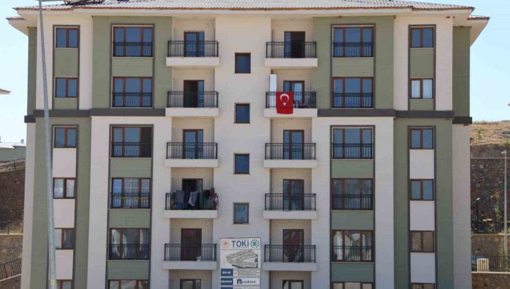 Göksun’da depremzedeler yeni konutlarına bir bir kavuşuyor