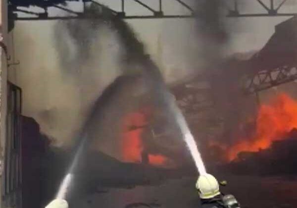 Kahramanmaraş’ta tekstil fabrikasında yangın