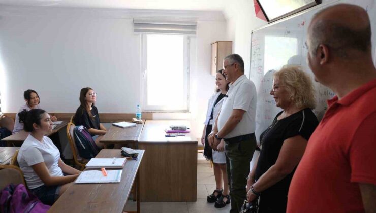 Kemer’de eğitim başladı