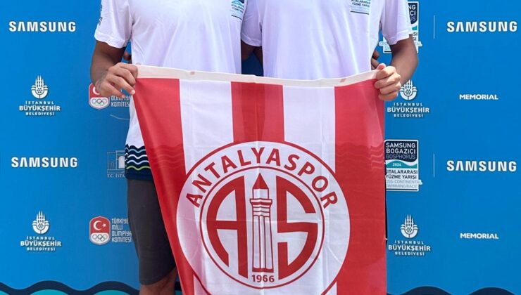 Kıtalararası yüzen Antalyasporlulardan 1 altın ve 1 bronz