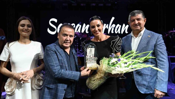Korkuteli’nde festival ve zafer coşkusu bir arada yaşandı
