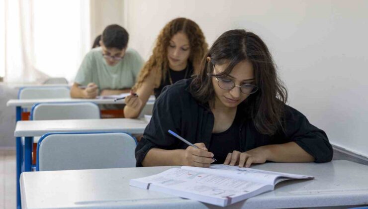 Kurs merkezlerinde YKS’ye hazırlanan öğrencilerden bin 672’si üniversiteli oldu