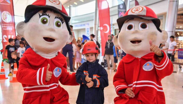 Mersin’de çocuklar hem eğlendi hem öğrendi