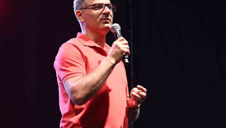 Milli Sporcu Yusuf Dikeç, Ağustos Fuarı’nda hemşerileriyle buluştu