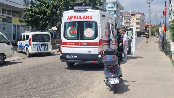 Motosiklet sürücüsü ve yolcu ölümden kılpayı kurtuldu kamyonet sürücüsü firar etti