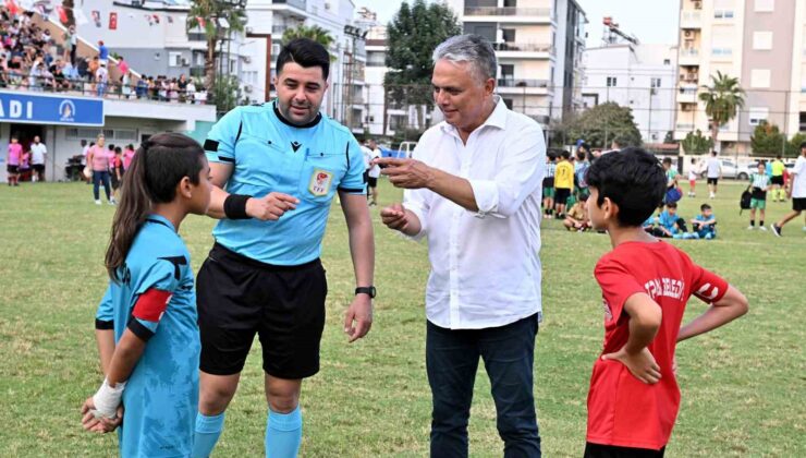 Muratpaşa Belediye Başkanı Ümit Uysal: ‘Muhteşem zafer bize ilham kaynağı’