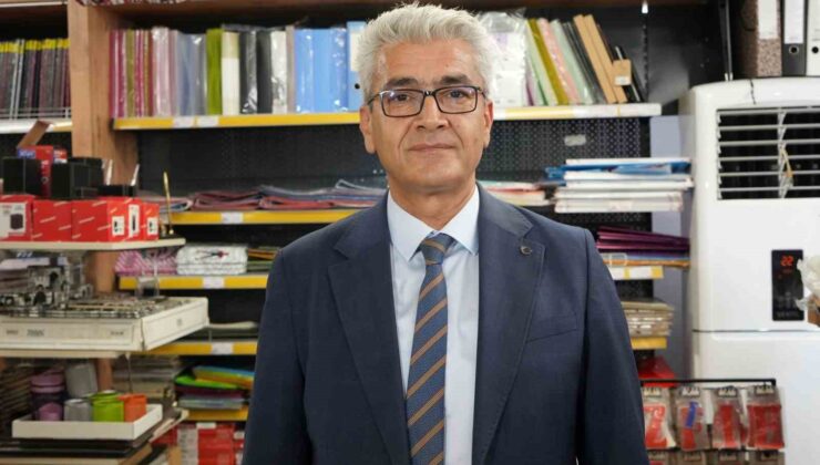 Okulların açılmasına sayılı gün kala Antalya’da kırtasiyeler denetleniyor