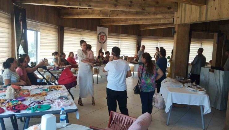 Samandağ’da ADEM projesi kursiyerlerinin el emeği ürünleri sergilendi