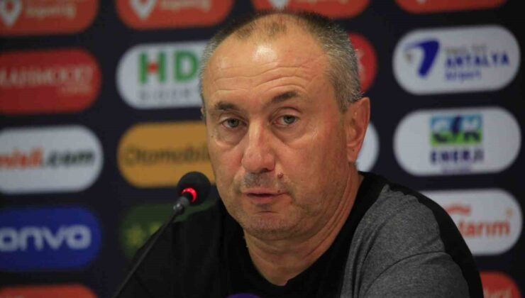 Stanimir Stoilov: “İlk maç sıkıntılarımızı görmek adına fırsat oldu”