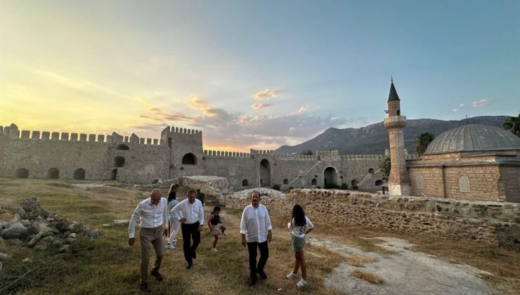 Vali Pehlivan’dan Mamure Kalesi ve Anemurium Antik Kenti’ne ziyaret