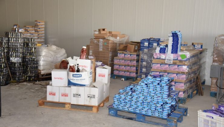 Antalya’da 17 ton bozuk tavuk ele geçirildi