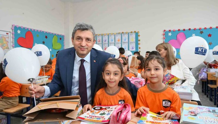 Antalya’da 514 bin 888 öğrenci, 38 bin 266 öğretmen ders başı yaptı