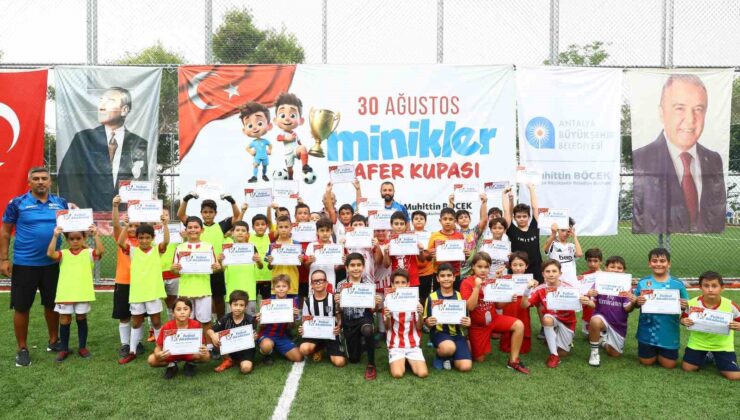 Antalya’da miniklere özel turnuvası: Zafer Kupası