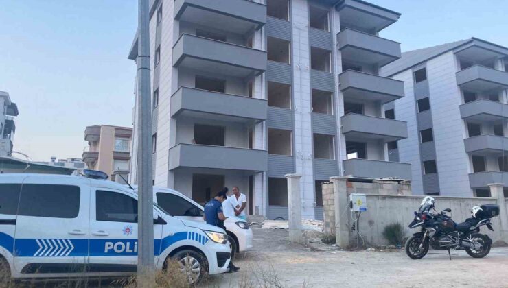 Arkadaşını ziyarete geldiği inşaatta ölü bulundu
