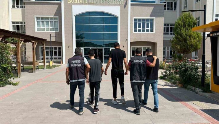 Burdur’da ormanlık alanda üzerlerinde uyuşturucu madde ile yakalanan 2 kişi tutuklandı
