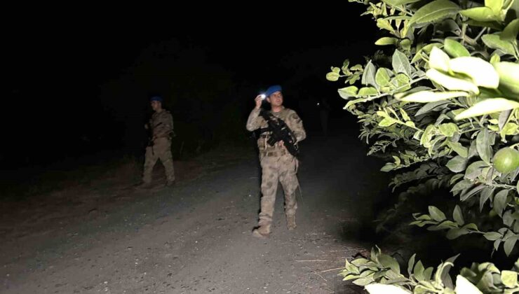 Depremzede çiftçinin umudu narenciye komandolara emanet