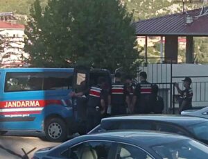Engelli çobanı öldüresiye döven kız kardeşler tutuklandı