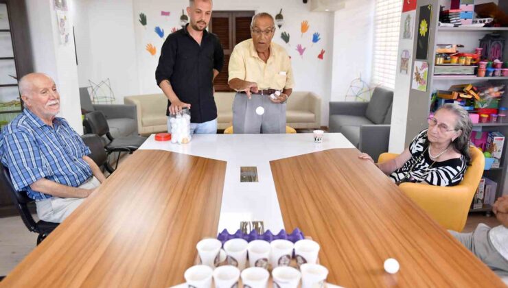 Gülümse Alzheimer Yaşam Merkezi’nden 22 hasta faydalanıyor