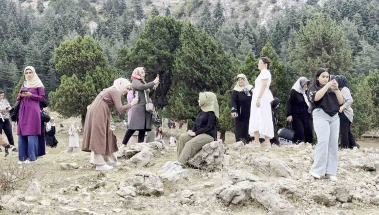 Kadınlar, Başkonuş Yaylası’nda doğayla buluştu