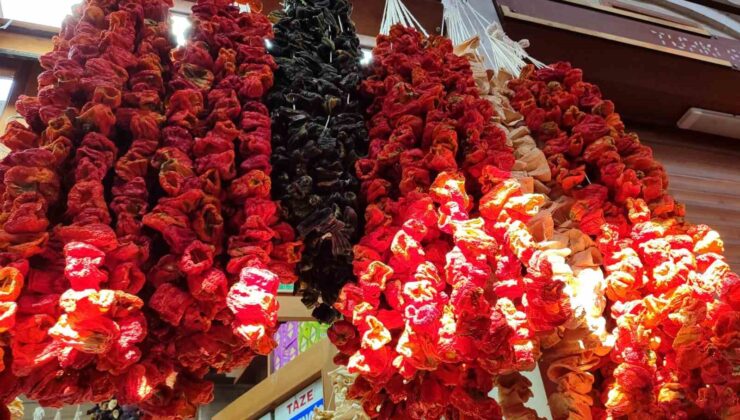 Kahramanmaraş’ta sebzeler kış için kurutuldu