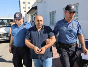 Komşusunu öldüren şüpheli: “Kendi bıçağının üzerine düştü, ben bıçaklamadım”