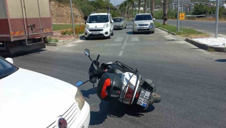 Motosiklet ile otomobil çarpıştı: 1 yaralı