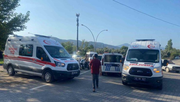 Osmaniye’de okul servisi ile otomobil çarpıştı: 5 yaralı