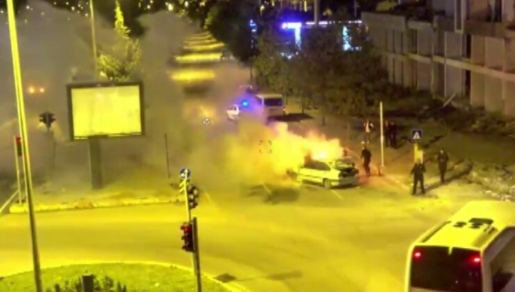 Seyir halindeki otomobil alevlere teslim oldu