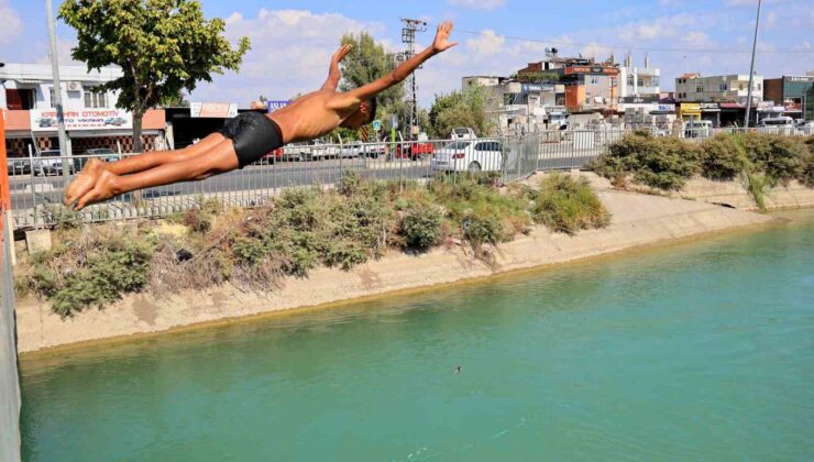 Sıcaklar bitmeyince okuldan kaçan çocukların tehlikeli serinliği