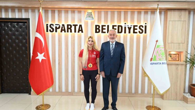 Şükrü Başdeğirmen: “Ispartalı bir çocuğumuzun bu başarıyı göstermesi son derece gurur verici”