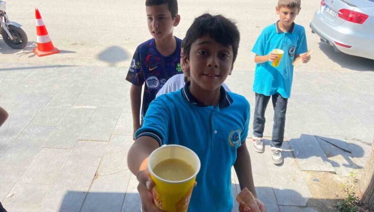 Yumurtalık Belediyesi’nden öğrencilere ücretsiz çorba