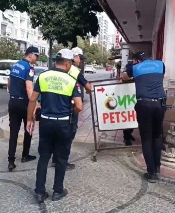 Zabıta ekiplerinden kaldırım işgaline yönelik denetim