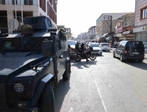 Adana’da sokakta el bombası bulundu